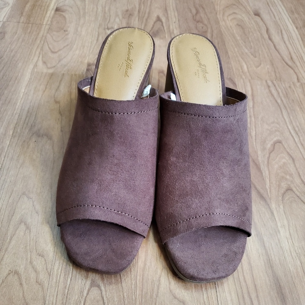 Target univeral thread open toe mules